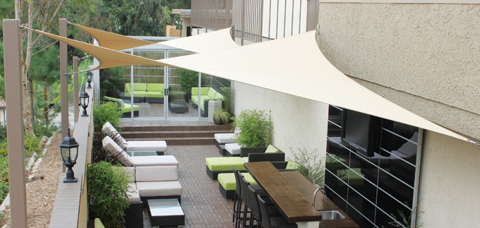 COMMERCIAL OUTDOOR SAIL BLINDS-SHADE SAILS FOR BARS-SUN SHADES FOR OUTDOOR OFFICE SPACES-SHADE COVERS FOR RESTAURANTS