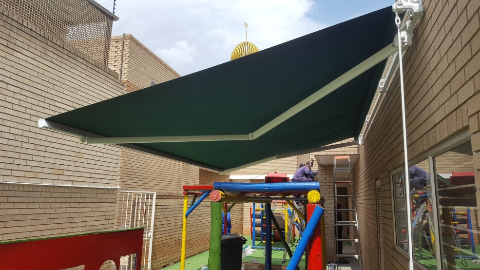 Retractable Awnings-Folding Arm Awning Supplier in Kenya