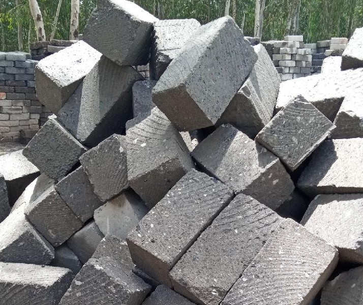 Construction Materials-We supply and deliver machine-cut construction and building stones from Ndarugo-Thika to all parts in Kenya