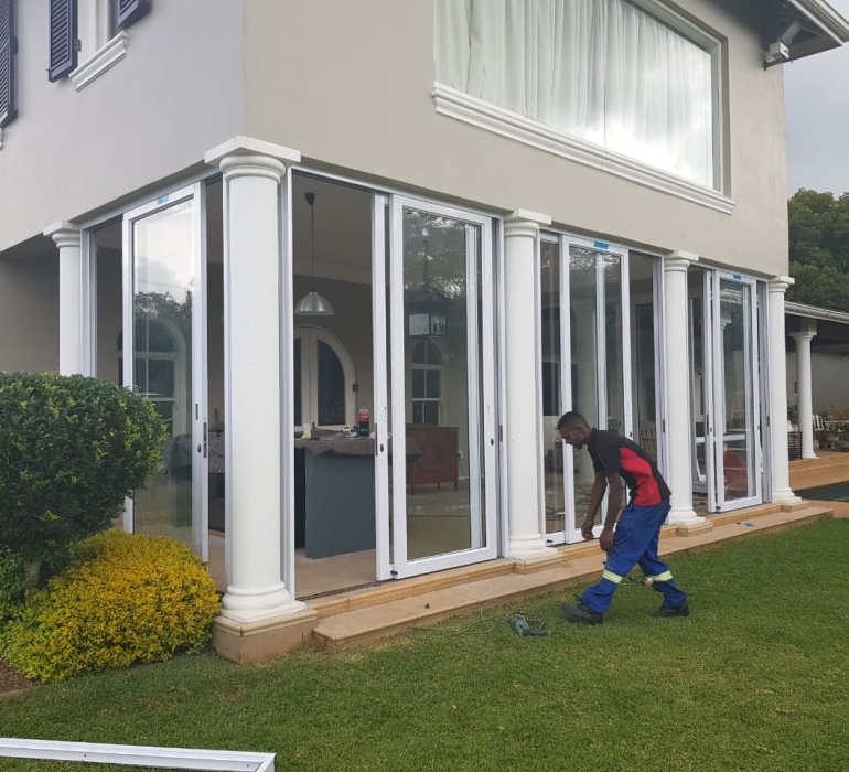 3. ALUMINIUM PATIO ENCLOSURES SBF