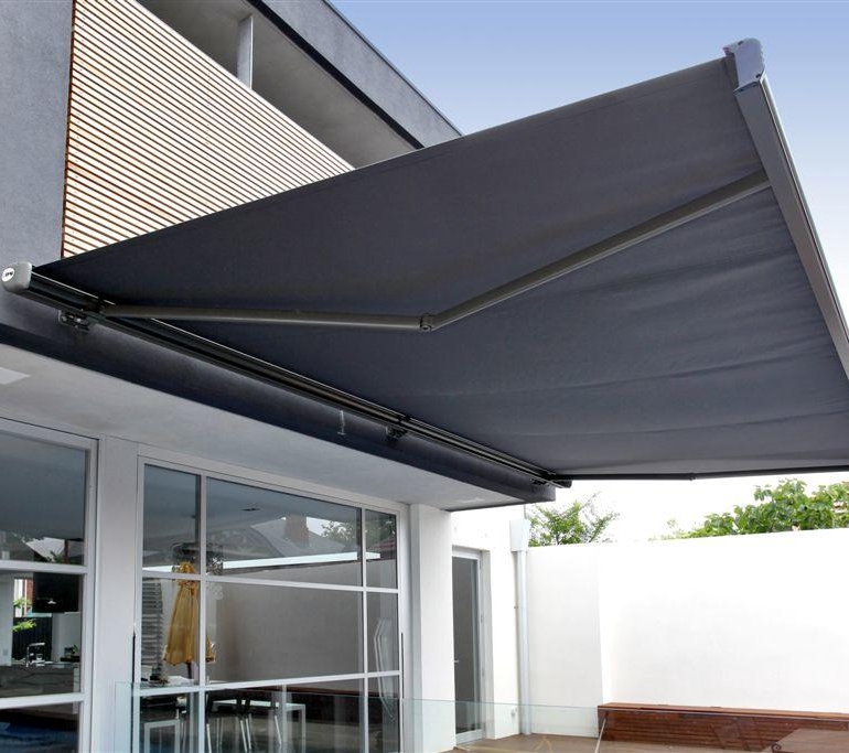 SBF QUALITY RETRACTABLE AWNING