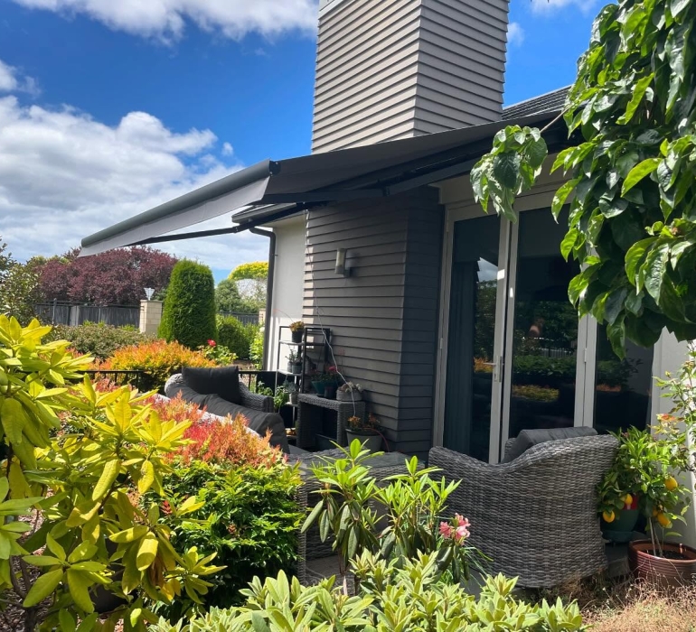 RETRACTABLE AWNING 1A SBF INTERIORS AND OUTDOOR SOLUTIONS LTD