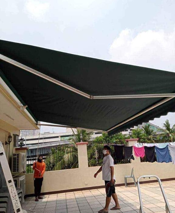 AWNING 1
