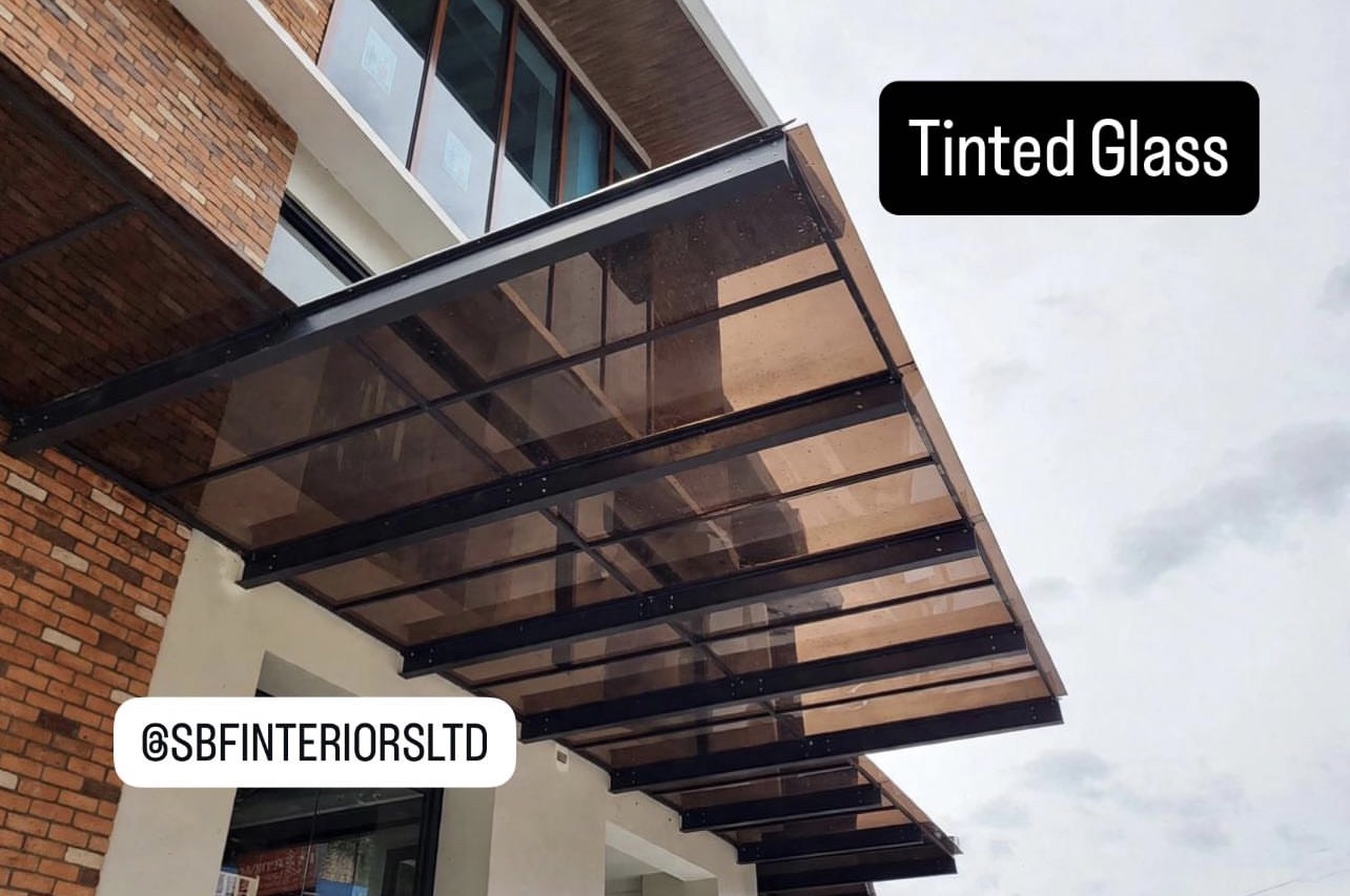 SBF BRONZE TINTED LAMINATED GLASS PERGOLA 1