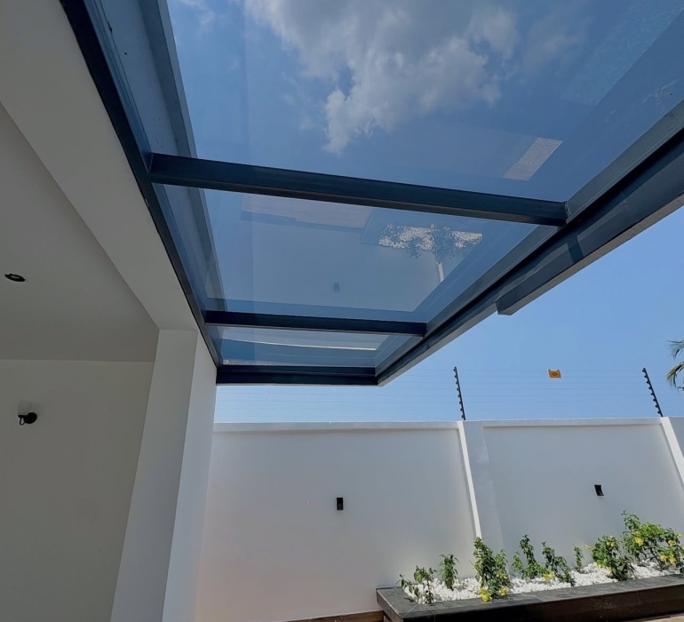 SBF GLASS PERGOLA 1